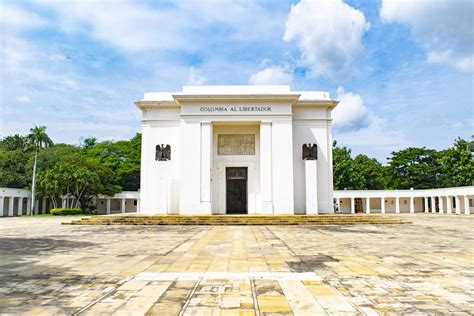  Quinta de San Pedro-tapahtuma: 1950-luvun Kolumbian poliittisen levottomuuden ja El Dorado-unelman symboli