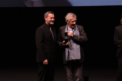 Istanbul Film Festivalin Kukoistus: Elif Demirci ja Uuden Aallon Elokuvien Nousu Turkin Elämässä